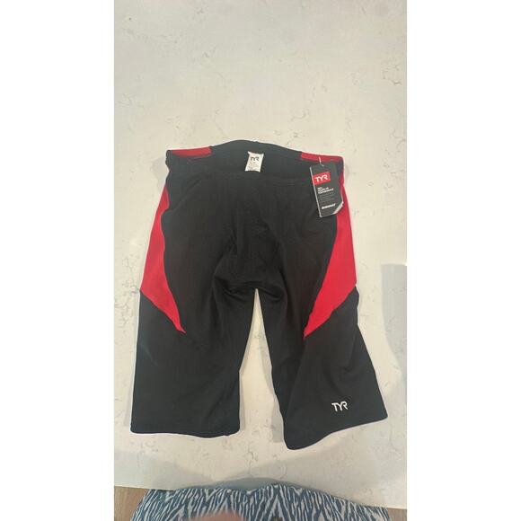 TYR Men's Hexa Curve Splice Jammer Swimsuit NWT Size 34/Medium - Picture 2 of 4